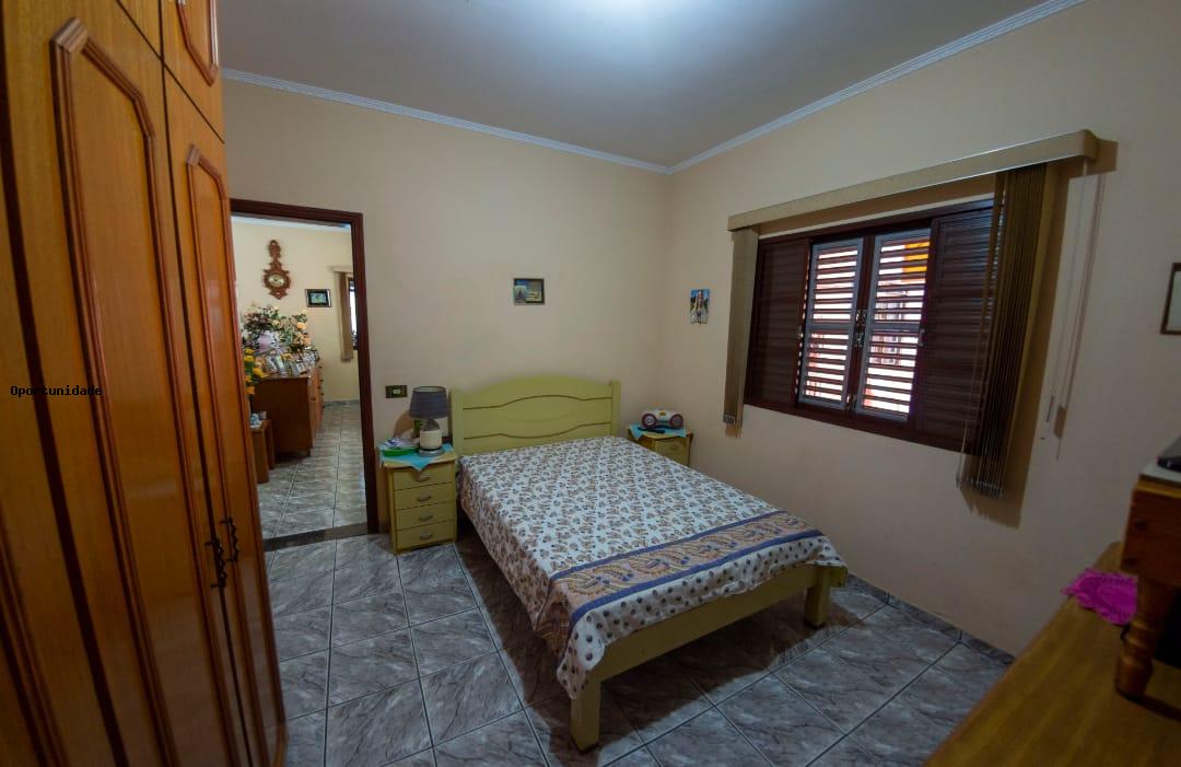 Casa de Condomínio à venda com 4 quartos, 221m² - Foto 12