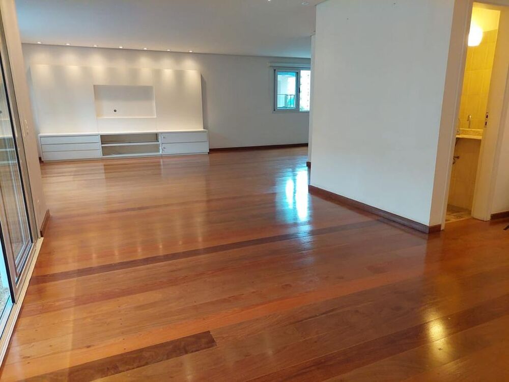 Apartamento, 4 quartos, 215 m² - Foto 1