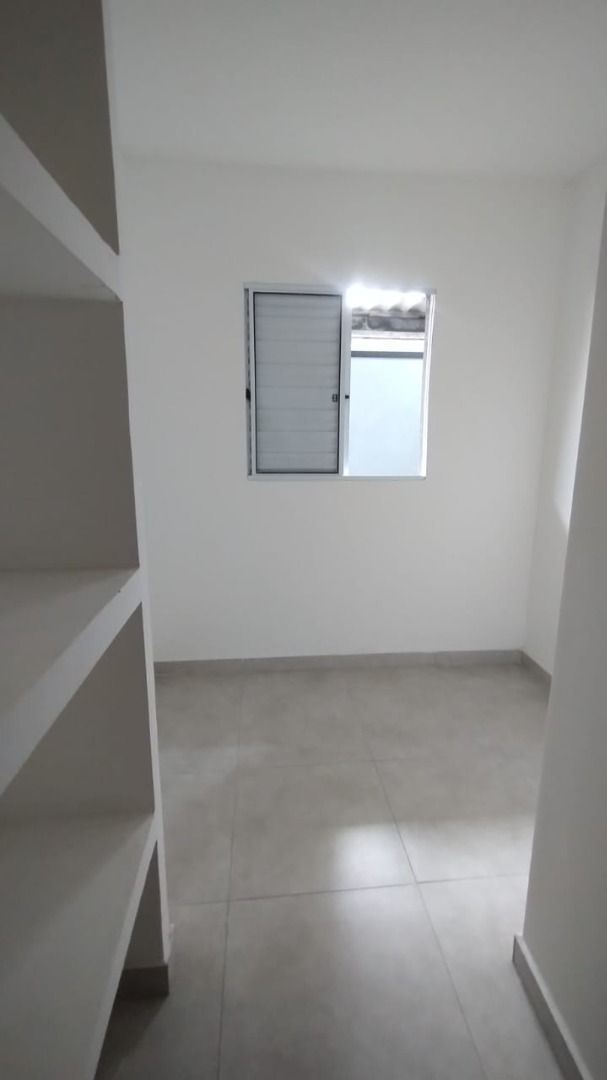 Apartamento para alugar com 2 quartos, 40m² - Foto 8