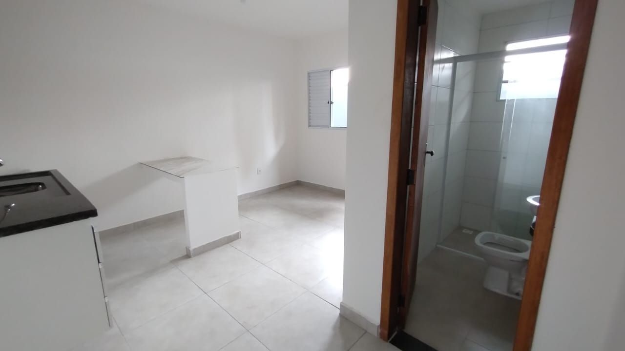 Apartamento para alugar com 2 quartos, 40m² - Foto 1