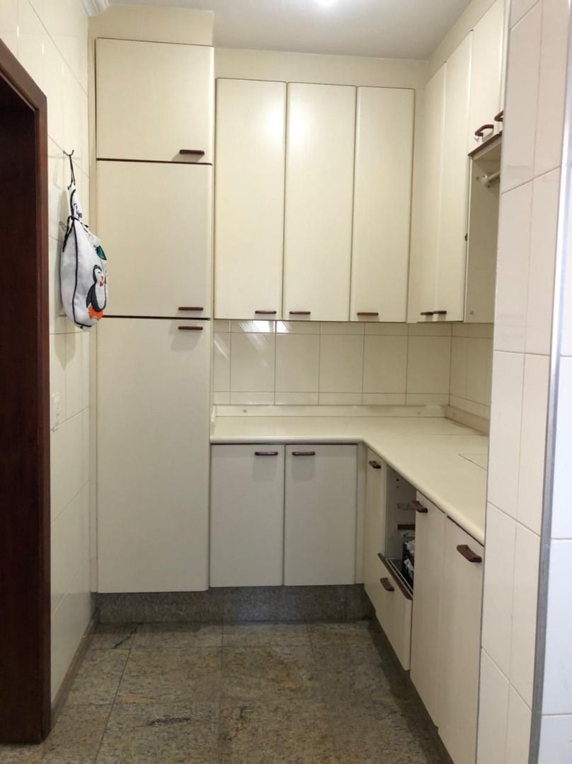 Apartamento à venda com 4 quartos, 228m² - Foto 14