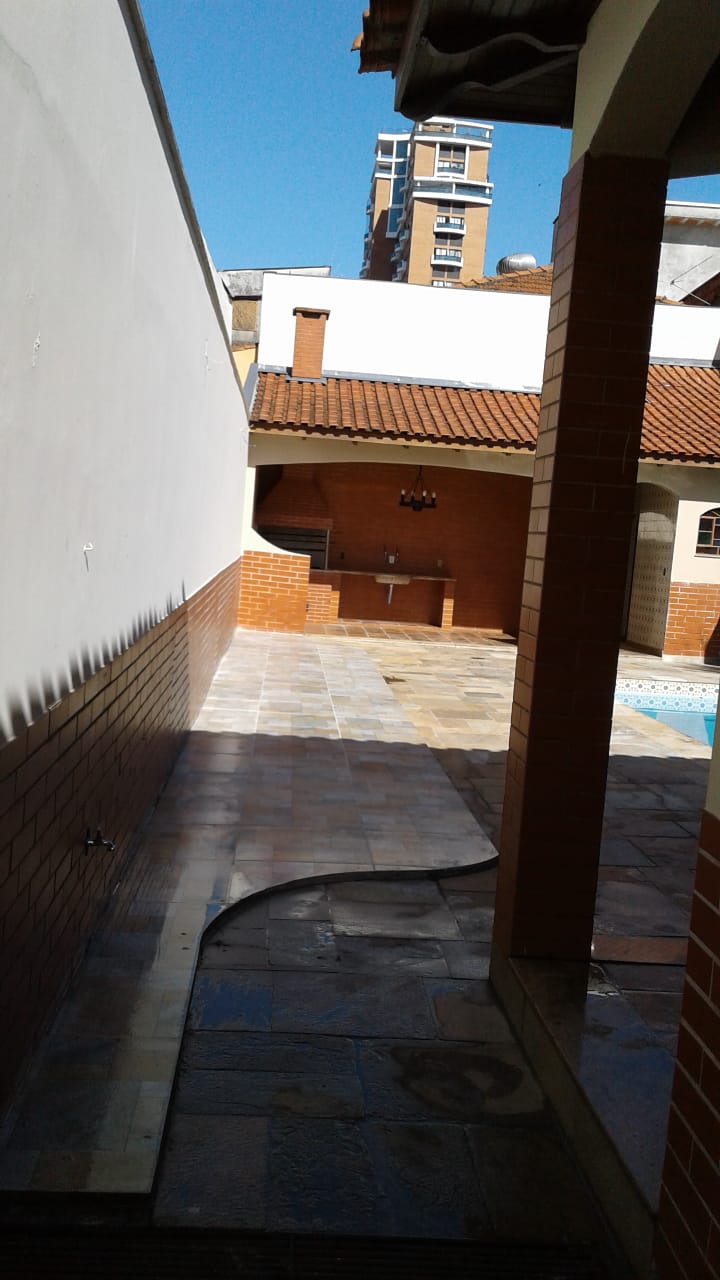 Casa à venda e aluguel com 6 quartos, 520m² - Foto 14