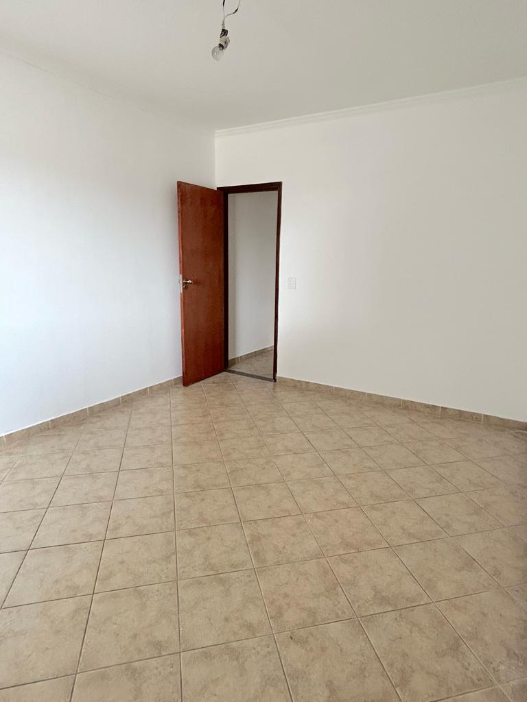 Casa de Condomínio para alugar com 2 quartos, 127m² - Foto 12