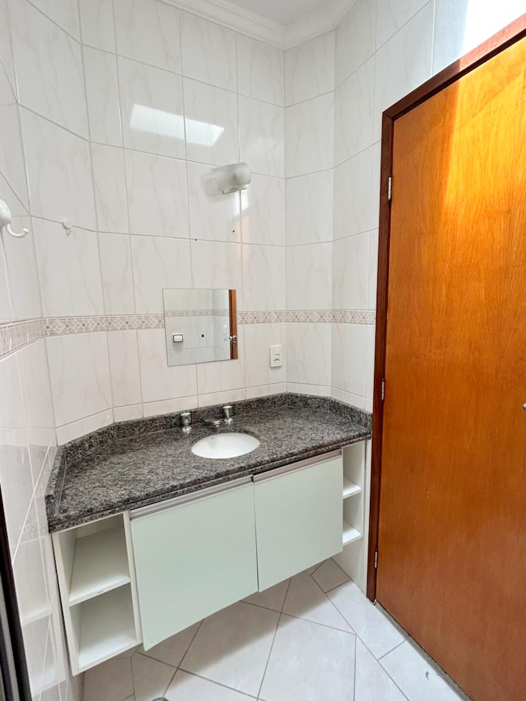 Casa de Condomínio para alugar com 2 quartos, 127m² - Foto 17