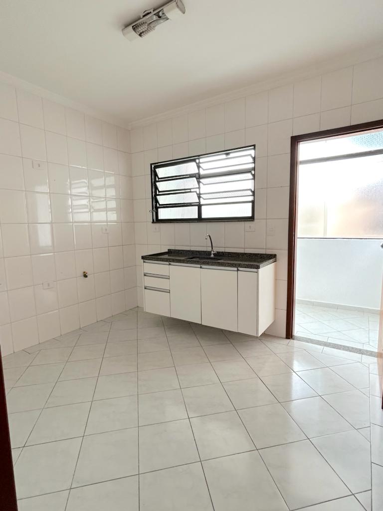 Casa de Condomínio para alugar com 2 quartos, 127m² - Foto 13