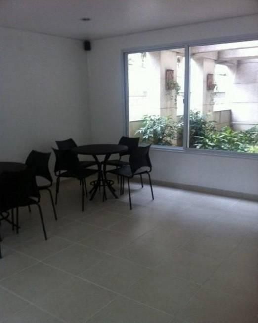 Apartamento à venda com 3 quartos, 80m² - Foto 6