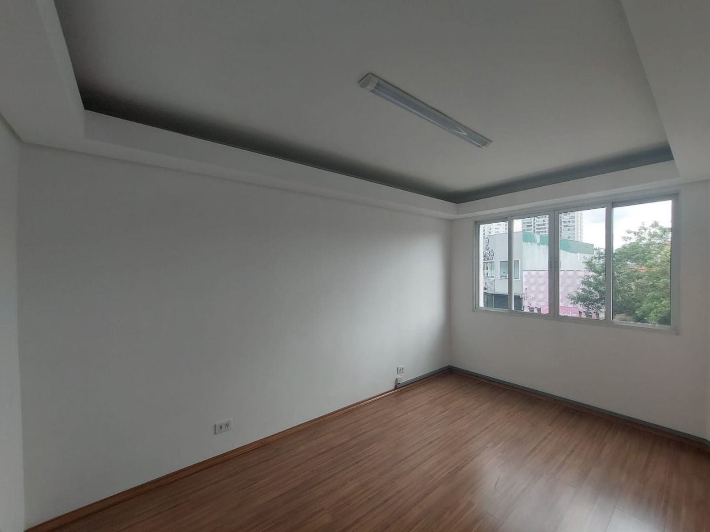 Loja-Salão para alugar, 68m² - Foto 12