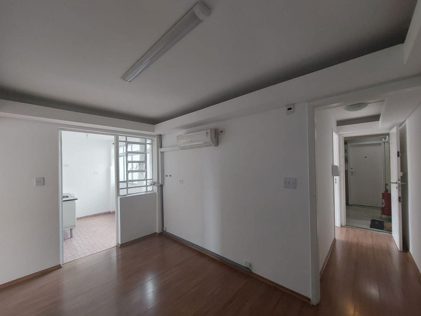 Loja-Salão para alugar, 68m² - Foto 11