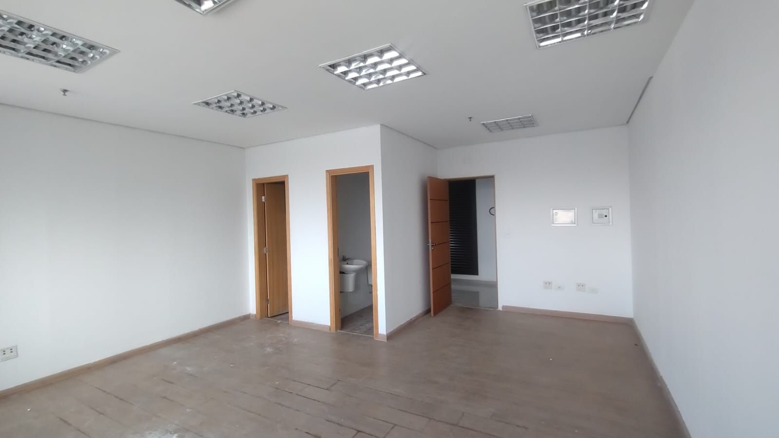 Conjunto Comercial-Sala para alugar, 33m² - Foto 2