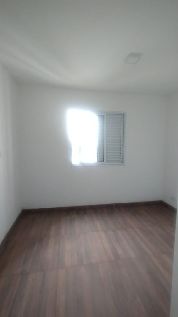 Apartamento para alugar com 2 quartos, 50m² - Foto 29