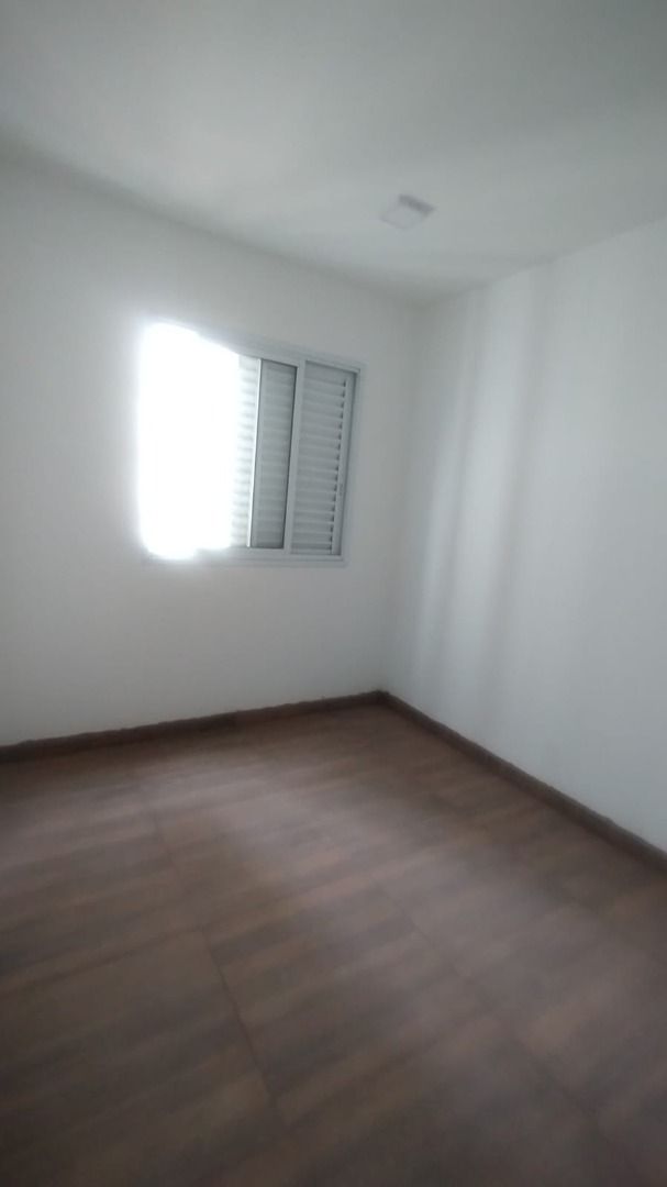 Apartamento para alugar com 2 quartos, 50m² - Foto 19