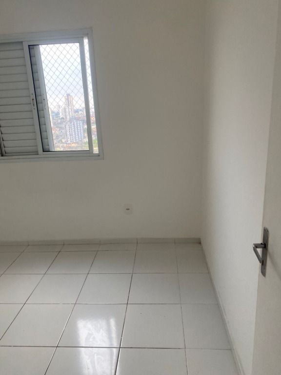 Apartamento para alugar com 2 quartos, 45m² - Foto 9