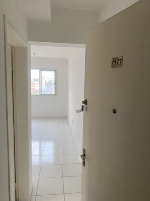 Apartamento para alugar com 2 quartos, 45m² - Foto 4