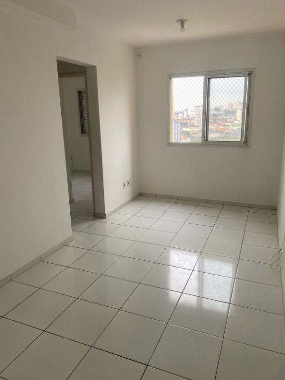 Apartamento para alugar com 2 quartos, 45m² - Foto 25