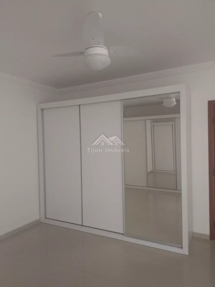 Casa de Condomínio à venda com 4 quartos, 300m² - Foto 11