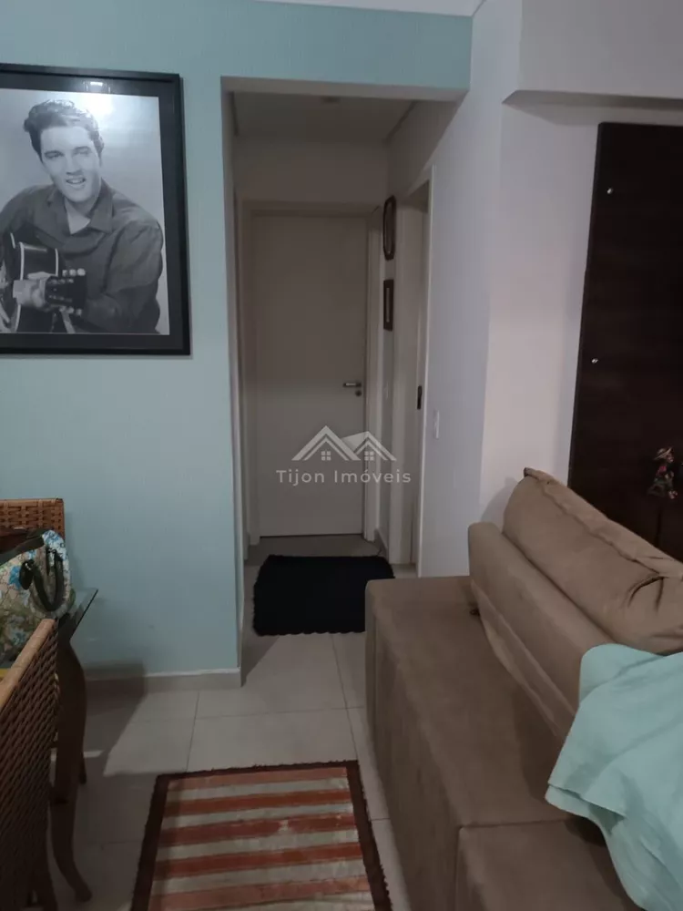 Apartamento à venda com 2 quartos, 68m² - Foto 3