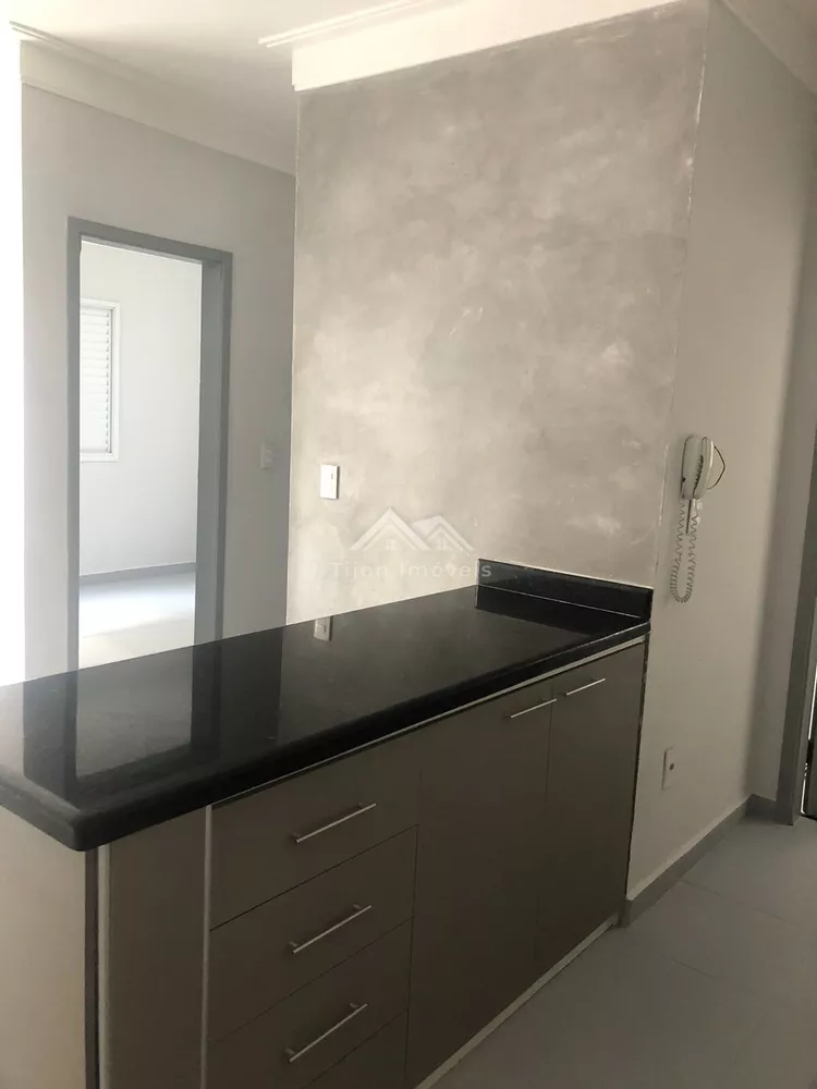 Apartamento à venda com 2 quartos, 60m² - Foto 3