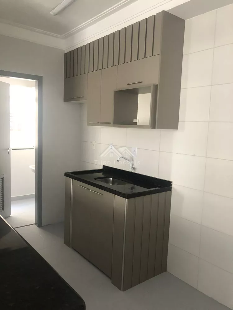 Apartamento à venda com 2 quartos, 60m² - Foto 2