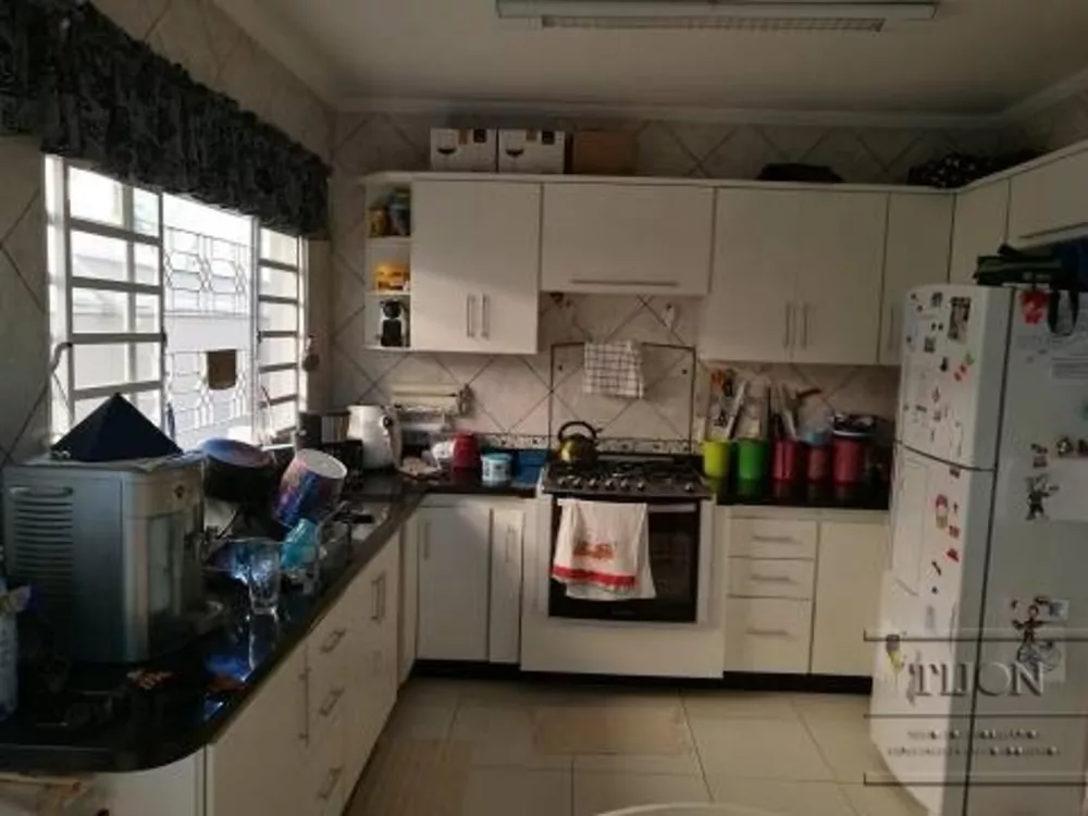 Casa de Condomínio à venda com 4 quartos, 242m² - Foto 5