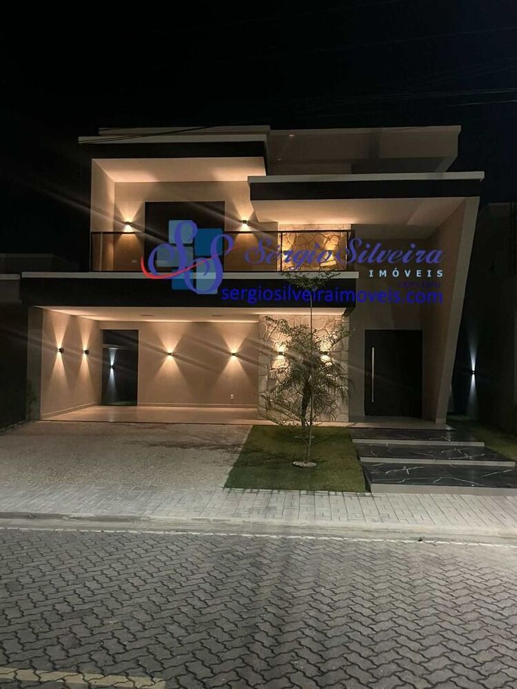 Casa de Condomínio à venda com 4 quartos, 236m² - Foto 1