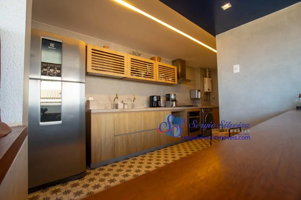 Cobertura, 3 quartos, 203 m² - Foto 3
