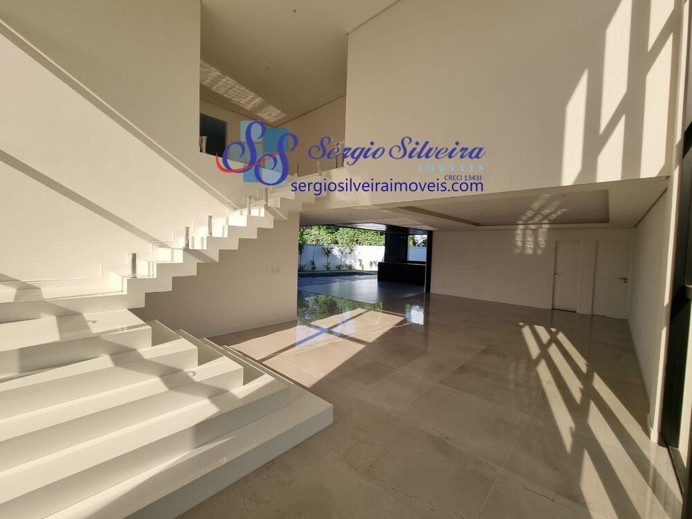 Casa de Condomínio à venda com 5 quartos, 430m² - Foto 2