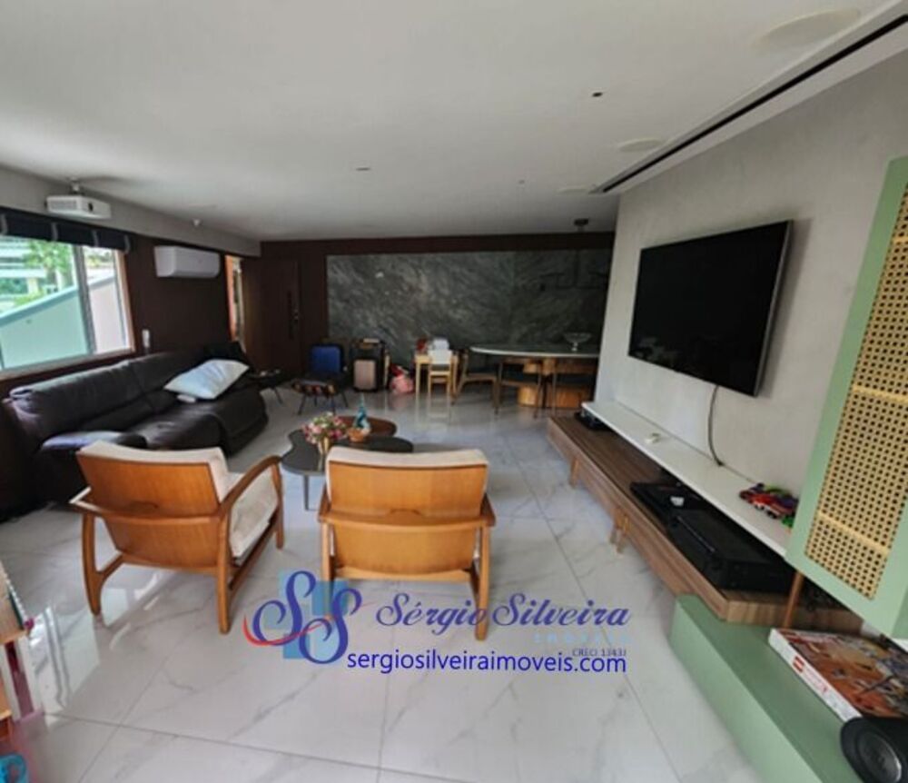 Apartamento, 3 quartos, 220 m² - Foto 2