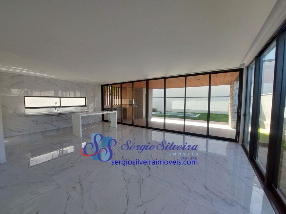 Casa de Condomínio à venda com 4 quartos, 272m² - Foto 9