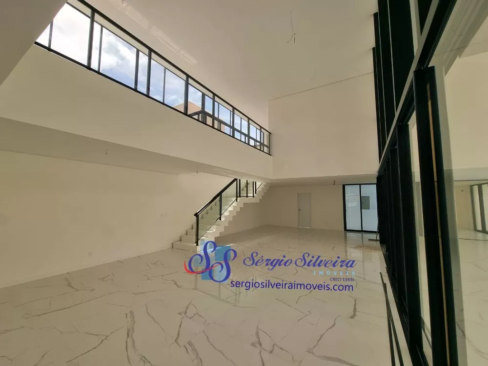 Casa de Condomínio à venda com 5 quartos, 600m² - Foto 3