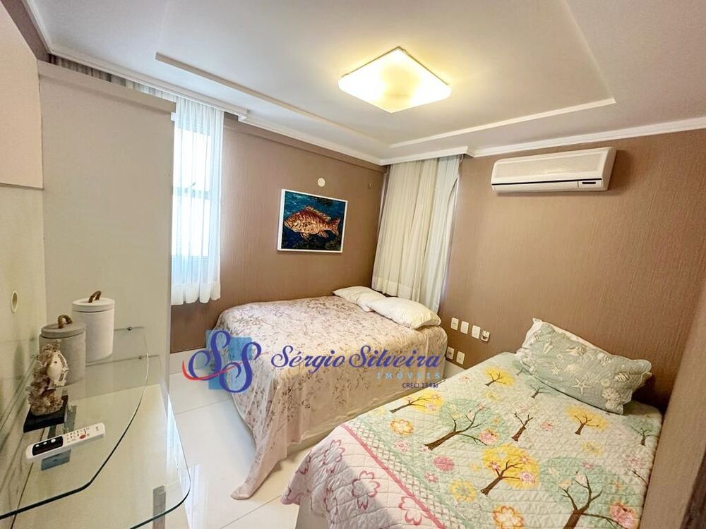 Cobertura à venda com 4 quartos, 201m² - Foto 4