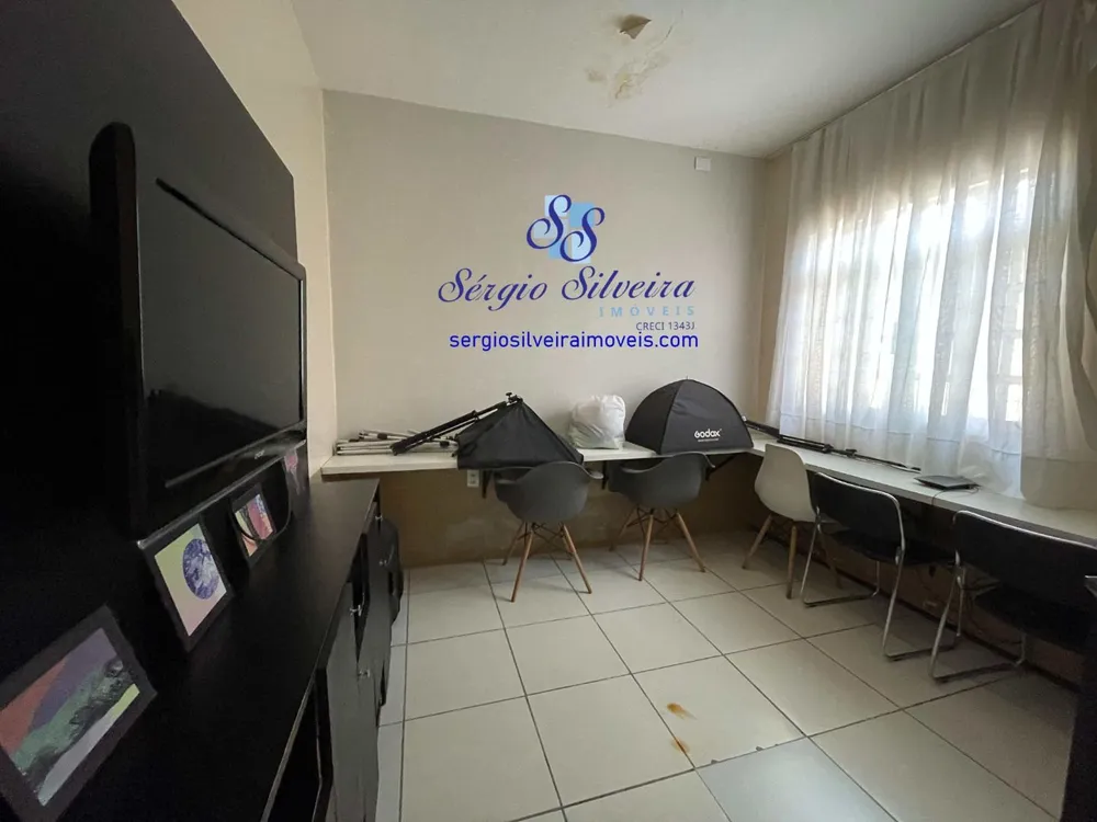 Casa, 4 quartos, 279 m² - Foto 2