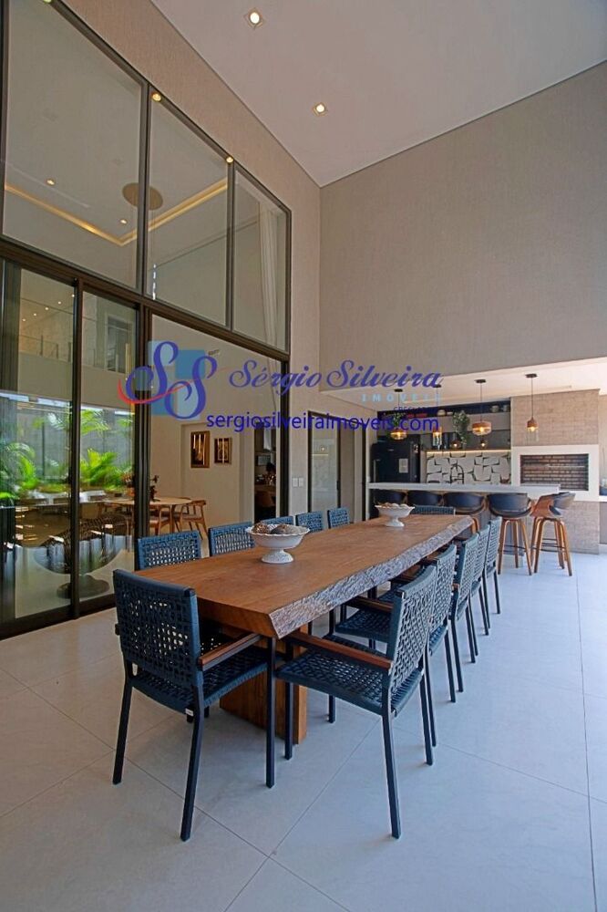Casa de Condomínio à venda com 6 quartos, 380m² - Foto 2