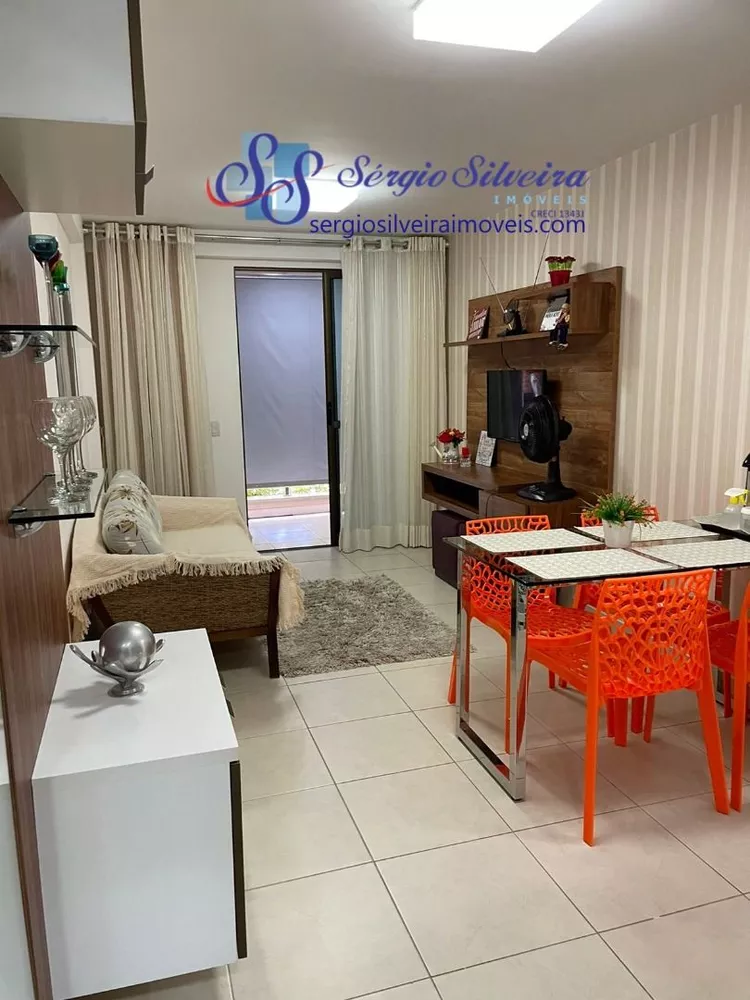 Apartamento à venda com 2 quartos, 65m² - Foto 2