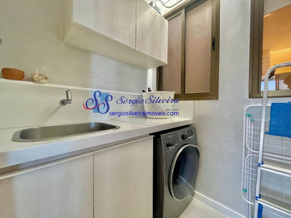 Apartamento à venda com 3 quartos, 148m² - Foto 2