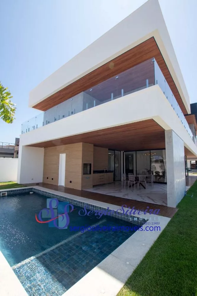 Casa de Condomínio à venda com 4 quartos, 301m² - Foto 1