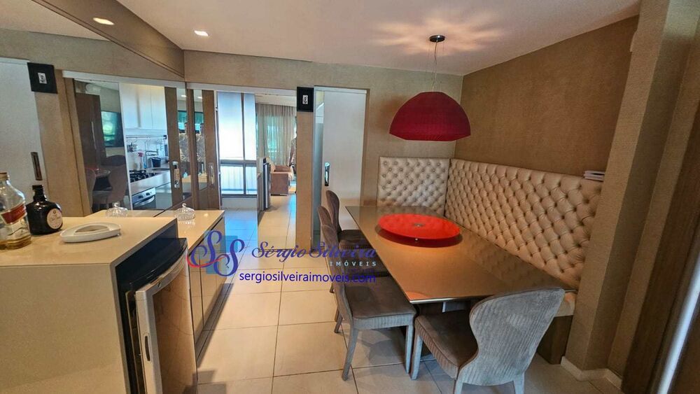 Apartamento à venda com 3 quartos, 90m² - Foto 2