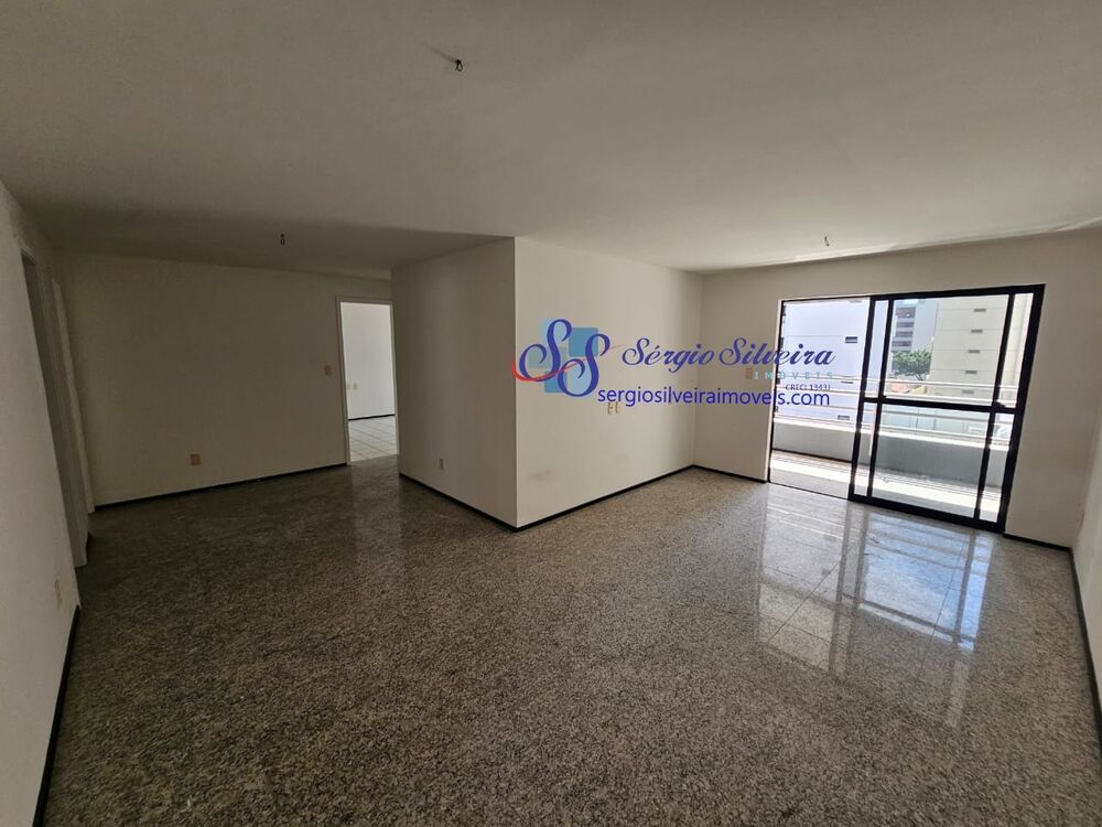 Apartamento à venda com 3 quartos, 115m² - Foto 1