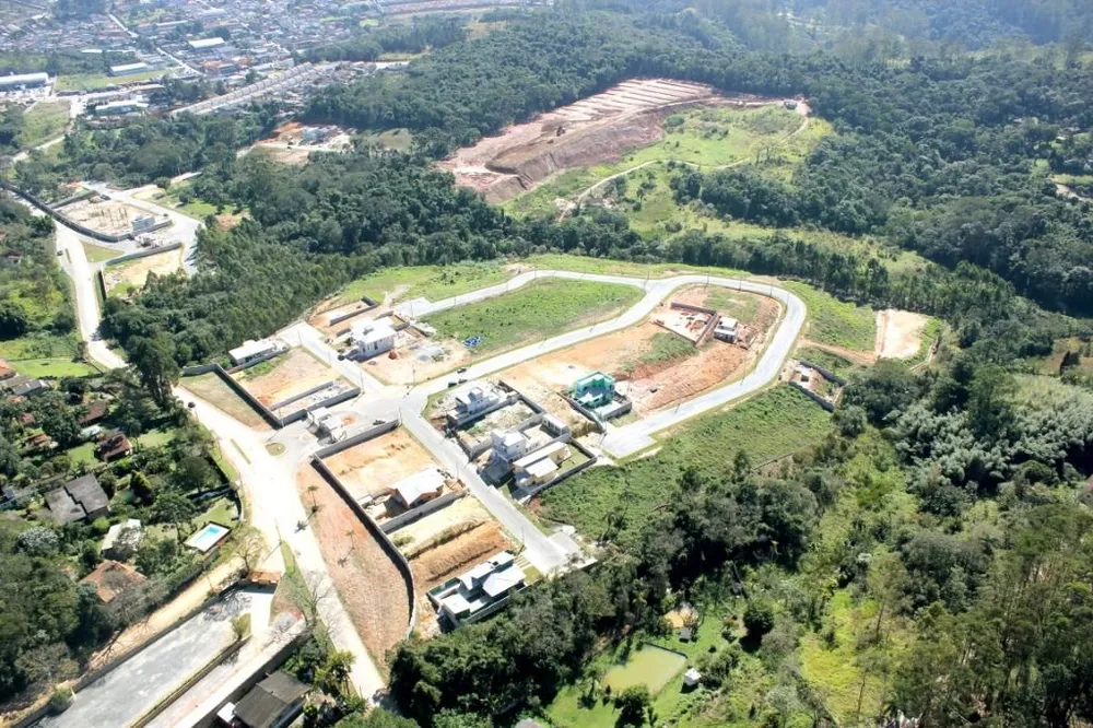 Loteamento e Condomínio, 628 m² - Foto 4