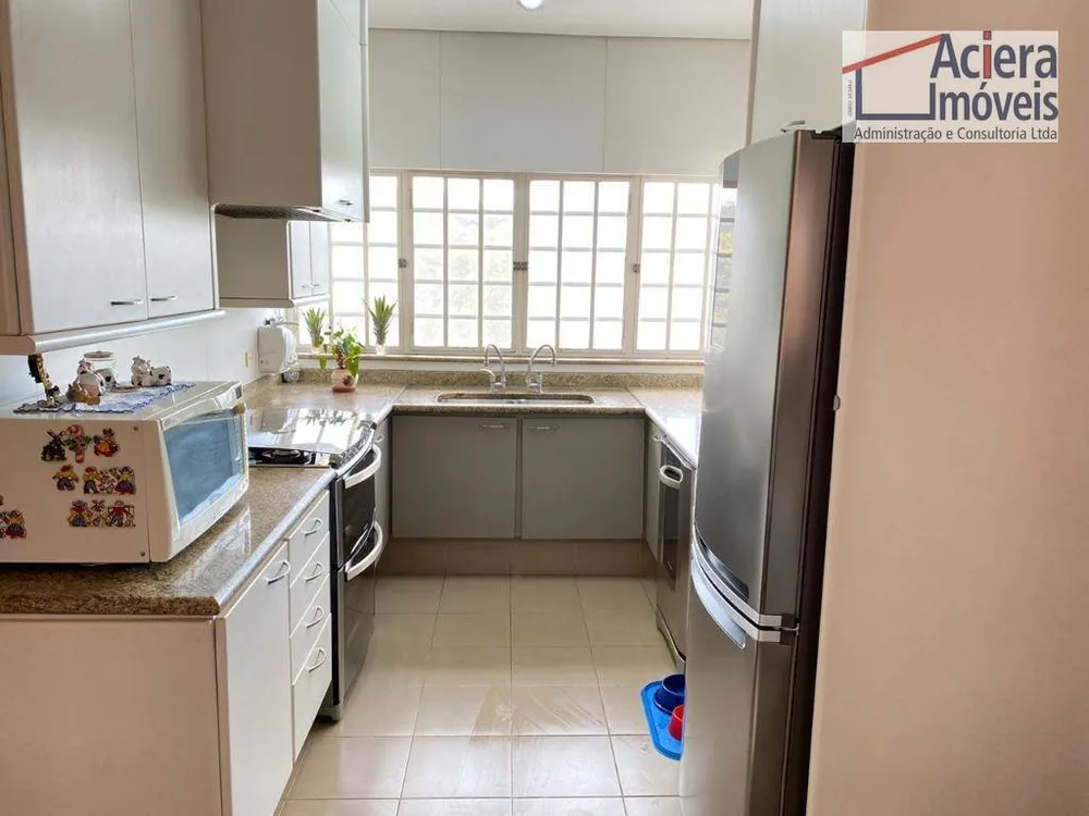 Casa, 3 quartos, 310 m² - Foto 2