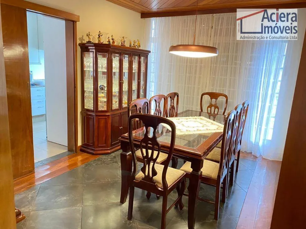 Casa, 3 quartos, 310 m² - Foto 1