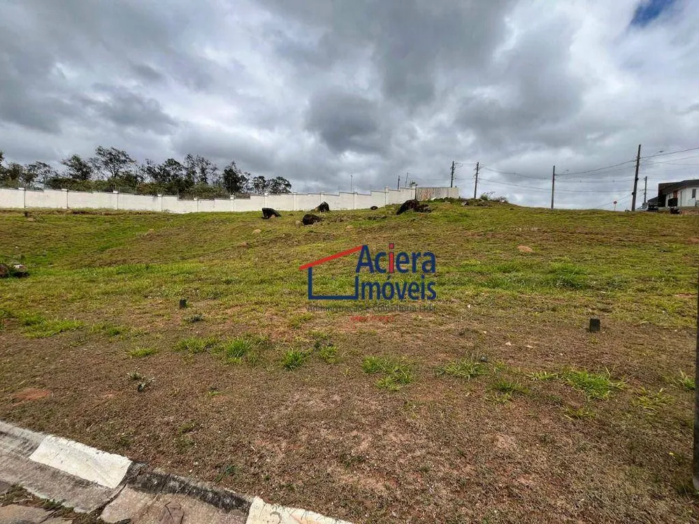 Loteamento e Condomínio, 704 m² - Foto 1