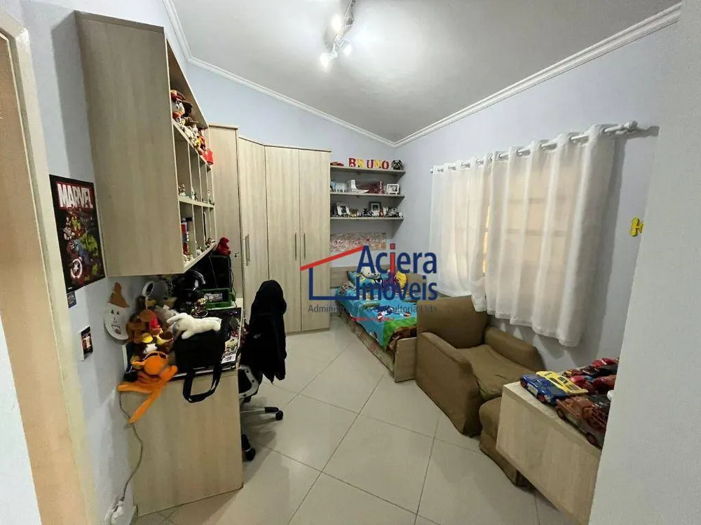Casa, 3 quartos, 234 m² - Foto 7