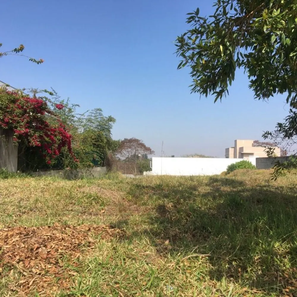 Loteamento e Condomínio, 650 m² - Foto 1