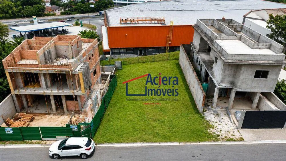 Loteamento e Condomínio, 140 m² - Foto 1