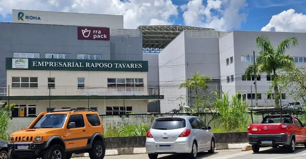 Loteamento e Condomínio, 1080 m² - Foto 2