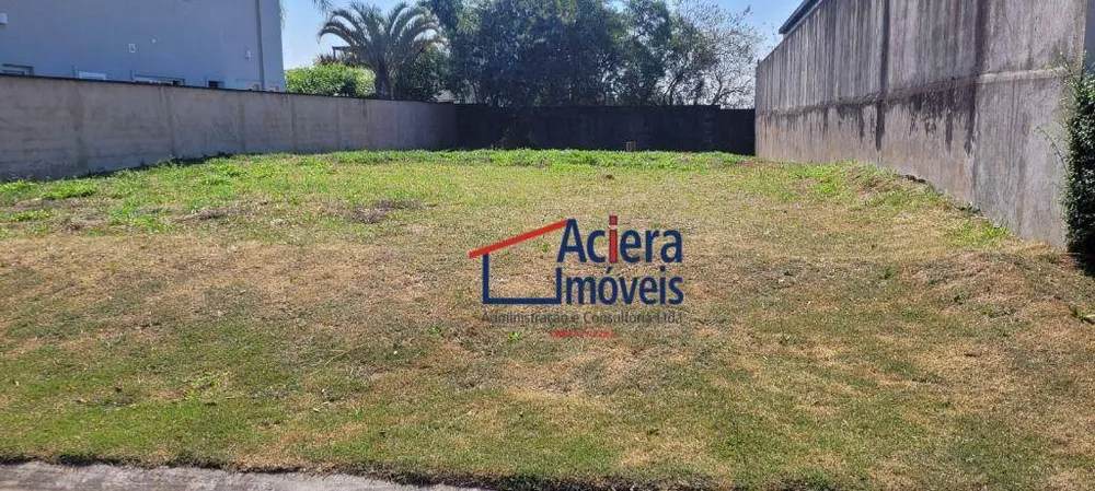 Loteamento e Condomínio, 525 m² - Foto 1