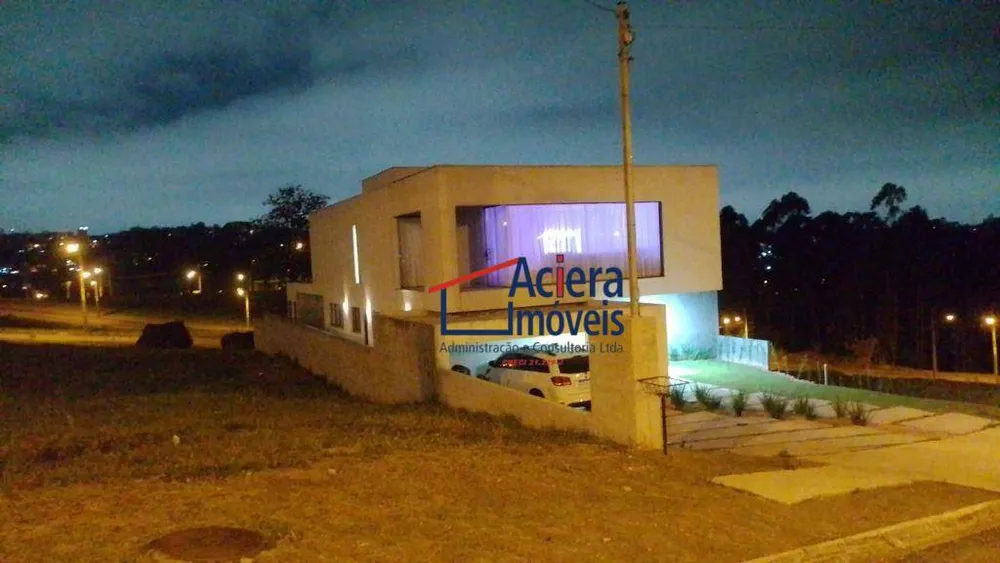 Casa de Condomínio, 4 quartos - Foto 1