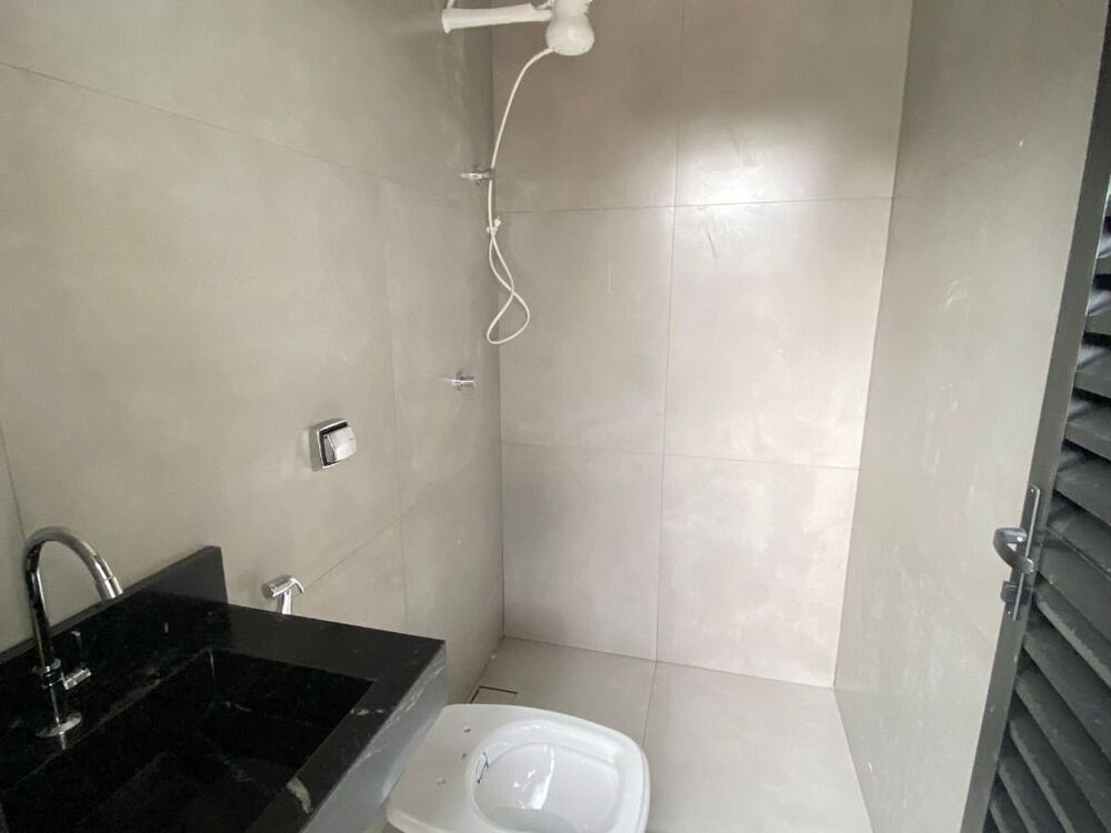Casa de Condomínio à venda com 3 quartos, 173m² - Foto 2