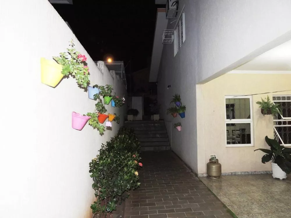 Casa, 3 quartos, 220 m² - Foto 10