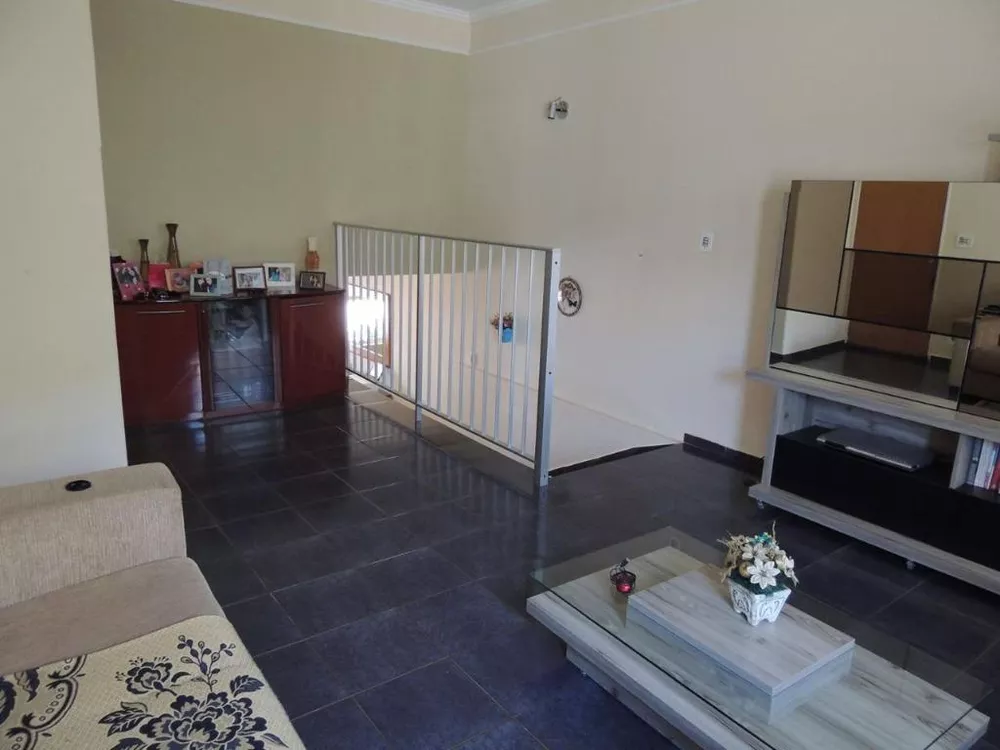 Casa, 3 quartos, 220 m² - Foto 6